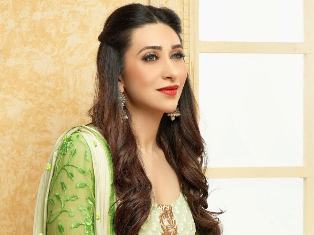 karishma kapoor pic